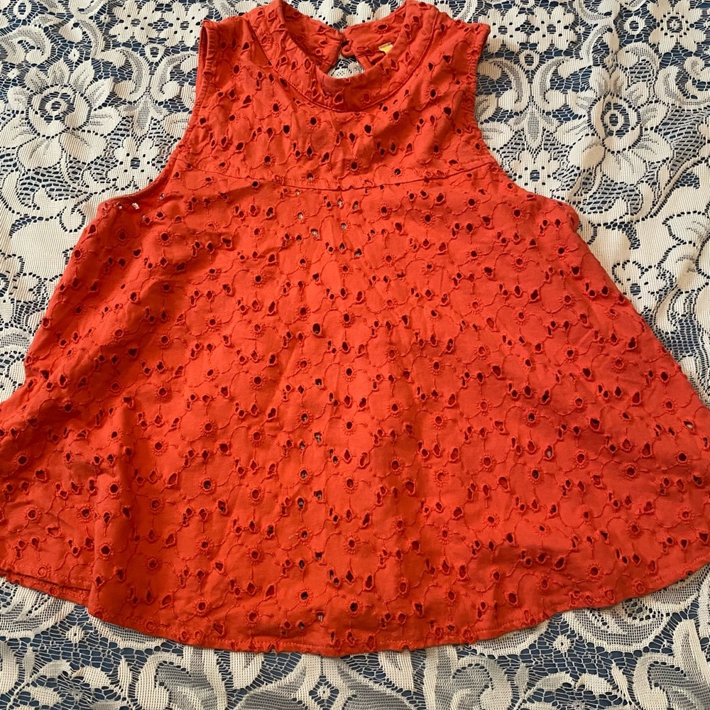 Sleeveless high neck backless top